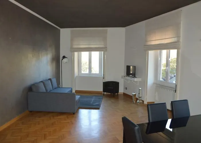 Finestra Su Castel Sant'angelo Appartamento Roma