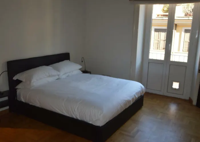 Finestra Su Castel Sant'angelo * Roma